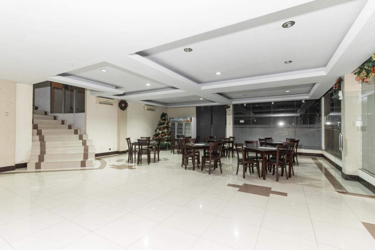 Reddoorz Near Bahu Mall Manado Malalayang Екстер'єр фото